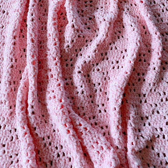Handmade Crochet Baby Blanket - Picture 3 of 13